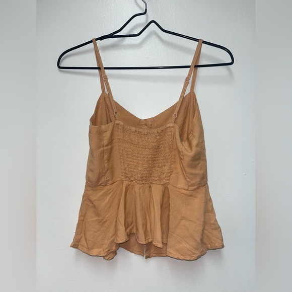Women’s S Peach Tank - Picture 2 of 4